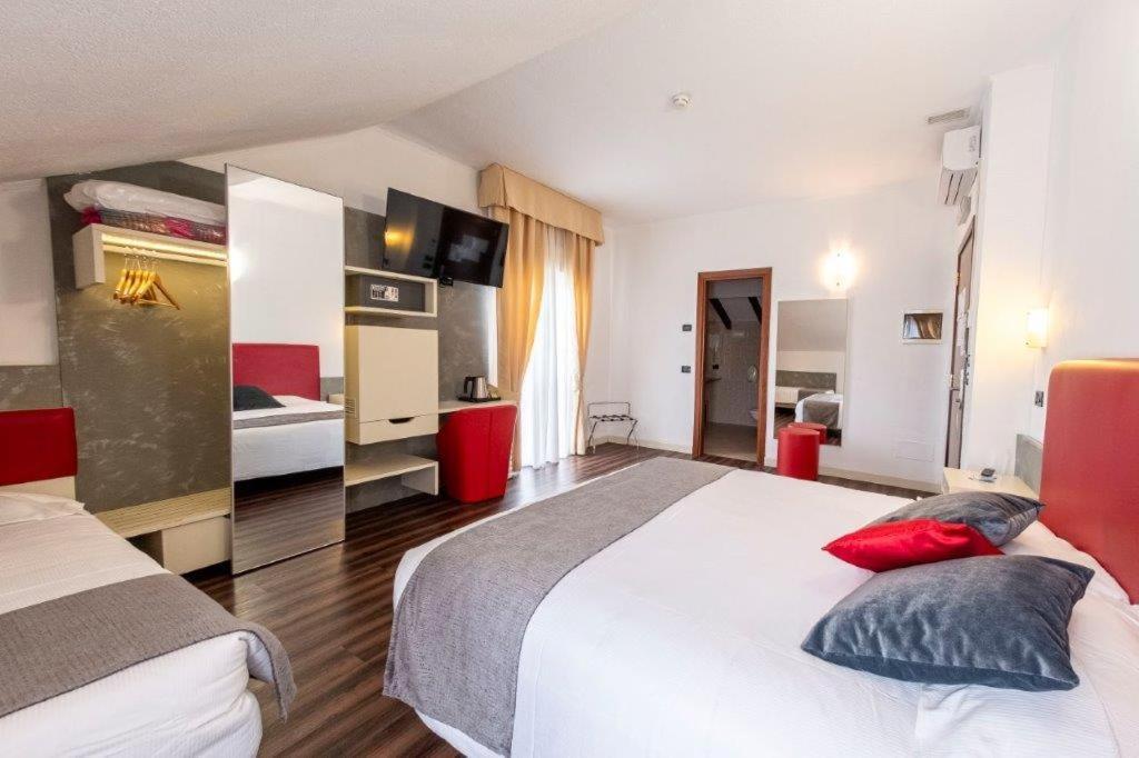 Hotel Le Palme (Adults Only) Дормелето Екстериор снимка